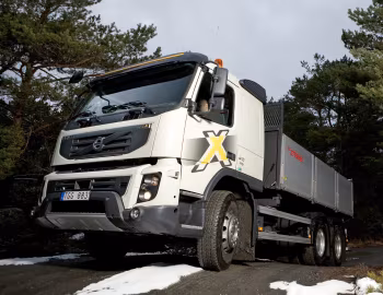 Volvo FMX 410 6×4 rigid Sleeper cab with Zetterbergs tipper body '2009–13
