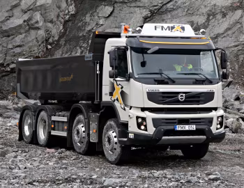 Volvo FMX 420 8×4 rigid Day cab with Sörling tipper body '2009–13