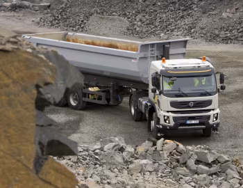 Volvo FMX 460 4×4 tractor Sleeper cab '2009–13