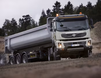 Volvo FMX 460 4×4 tractor Sleeper cab '2009–13