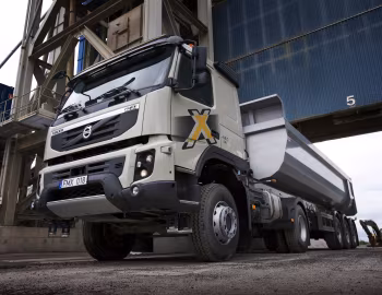 Volvo FMX 460 4×4 tractor Sleeper cab '2009–13