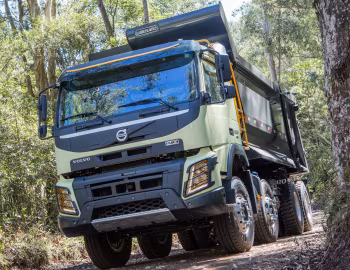 Volvo FMX 500 8×4 rigid Day cab with Librelato tipper body '2013–н.ч.