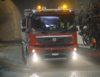 Volvo FMX 460 6×6 rigid Day cab with tipper body '2009–13