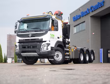 Volvo FMX 480 8×4 rigid Day cab with crane & hooklift system '2013–20