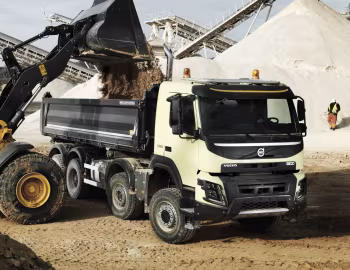 Volvo FMX 500 8×4 rigid Day cab with Meiller tipper body '2013–pr.
