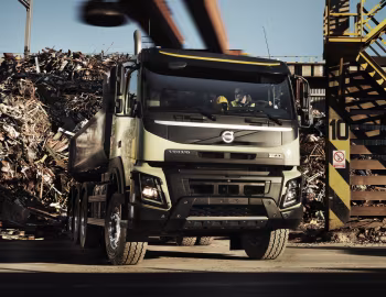 Volvo FMX 500 8×4 rigid Day cab with Meiller tipper body '2013–pr.