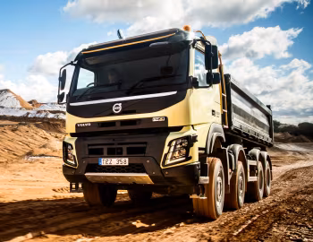 Volvo FMX 500 8×4 rigid Day cab with Meiller tipper body '2013–pr.