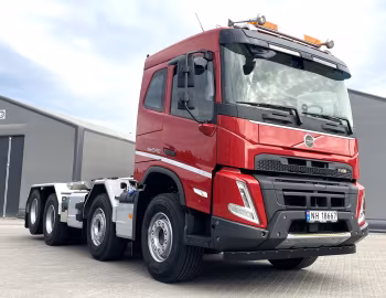 Volvo FMX 540 8×4*4 rigid Sleeper cab with HIAB Multilift hooklift system '2020–pr.