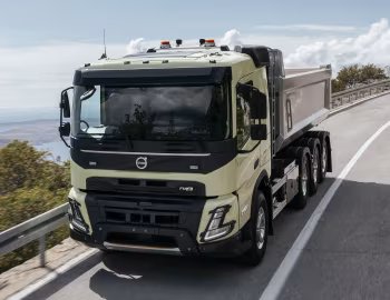 Volvo FMX 540 8×4 rigid Sleeper cab with hooklift system '2020–pr.
