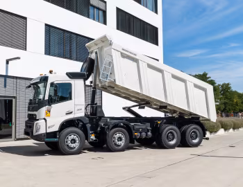 Volvo FMX 400 8×4 rigid with Meiller body '2020–pr.