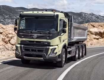 Volvo FMX 540 8×4 rigid Sleeper cab with hooklift system '2020–pr.