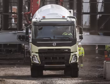 Volvo FMX 540 10×4 rigid Sleeper cab with concrete mixer body '2020–pr.