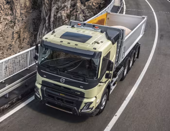 Volvo FMX 540 8×4 rigid Sleeper cab with hooklift system '2020–pr.