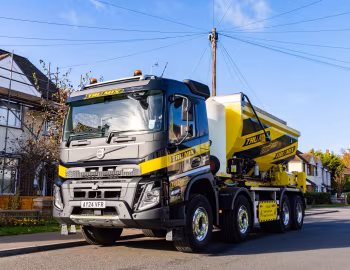 Volvo FMX 430 8×4 rigid Day cab with Bay-Lynx volumetric mixer bodywork [UK-spec] '2024