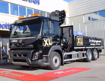 Volvo FMX 330 6×2 rigid Day cab '2013–pr.