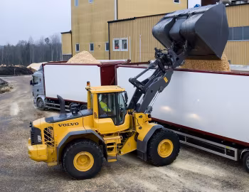 Volvo L120F '2007–pr.