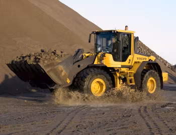 Volvo L120F '2007–pr.