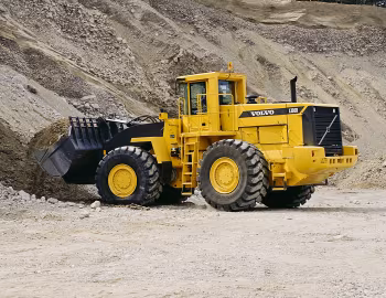 Volvo L330D '2000–02