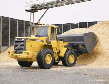 Volvo L90D '2000–02
