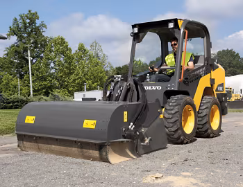Volvo MC105C '2015–pr.