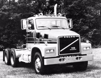 1984 Volvo N12 Tractor Truck [US-spec]