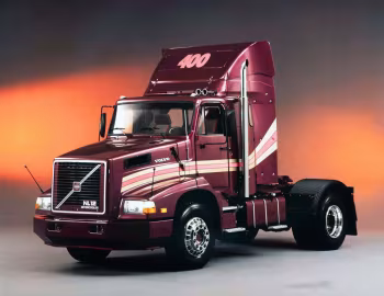 Volvo NL12 400 Tractor Truck [US-spec]