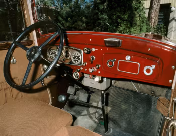 Panneau avant Volvo PV659 '1935–36
