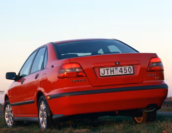 Volvo S40 [Worldwide] '1996–2000