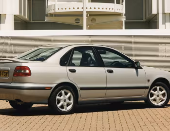 Volvo S40 [UK-spec] '1996–2000