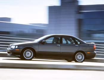 Volvo S40 [Worldwide] '2002–04