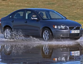 Volvo S40 2.4i [Australia] '2004–07