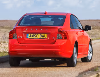 Volvo S40 1.6D DRIVe [UK-spec] '2009