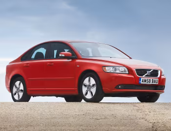 Volvo S40 1.6D DRIVe [UK-spec] '2009