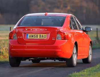 Volvo S40 1.6D DRIVe [UK-spec] '2009