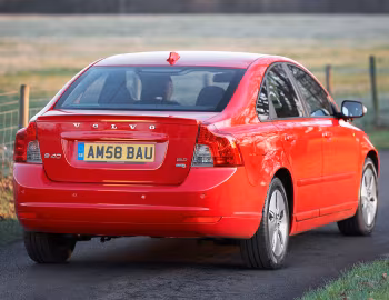Volvo S40 1.6D DRIVe [UK-spec] '2009