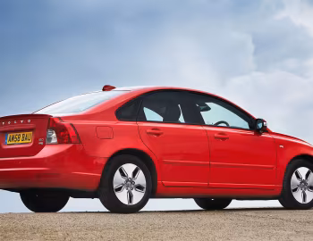 Volvo S40 1.6D DRIVe [UK-spec] '2009