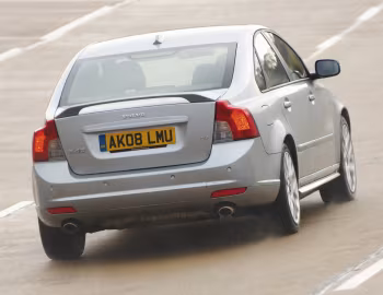 Volvo S40 D5 R-Design [UK-spec] '2008–09