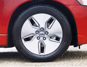 Volvo S40 1.6D DRIVe [UK-spec] '2009