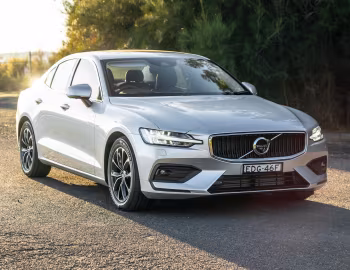 Volvo S60 T5 AWD Momentum [Australia] '2018–pr.