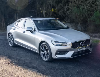 Volvo S60 T5 AWD Momentum [Australia] '2018–pr.