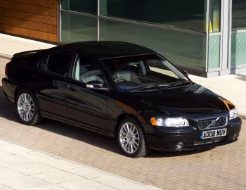 Volvo S60 2.0T [UK-spec] '2004–07