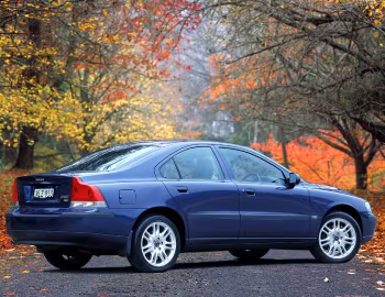 Volvo S60 2.4T AWD [Australia] '2002–04