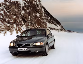 Volvo S60 AWD [Worldwide] '2002–04
