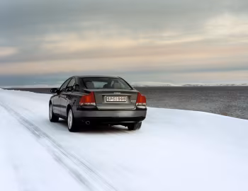 Volvo S60 AWD [Worldwide] '2002–04