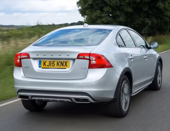 Volvo S60 Cross Country [UK-spec] '2015–18