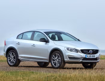 Volvo S60 Cross Country [UK-spec] '2015–18