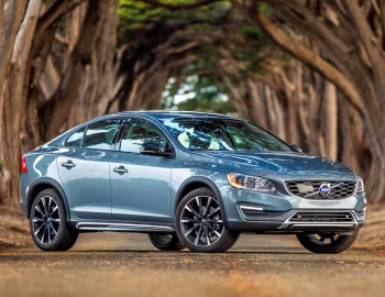 2016–18 Volvo S60 Cross Country [North America] '2015–18