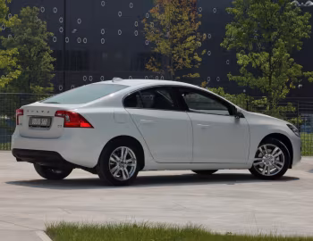 Volvo S60 D3 [Worldwide] '2010–13