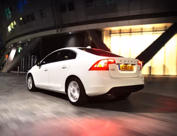 Volvo S60 D3 [UK-spec] '2010–13