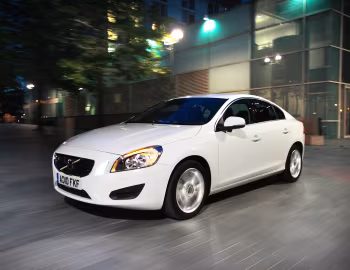Volvo S60 D3 [UK-spec] '2010–13